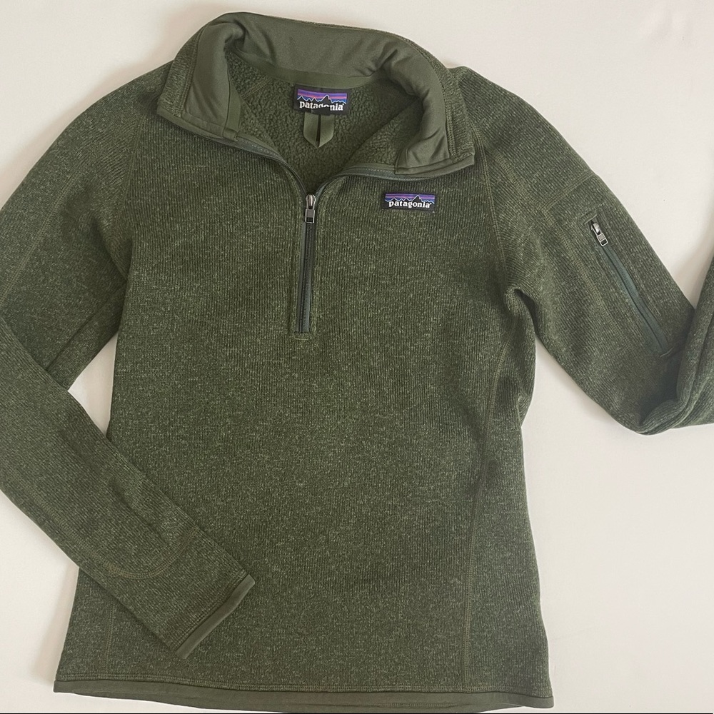 Army green Patagonia fleece